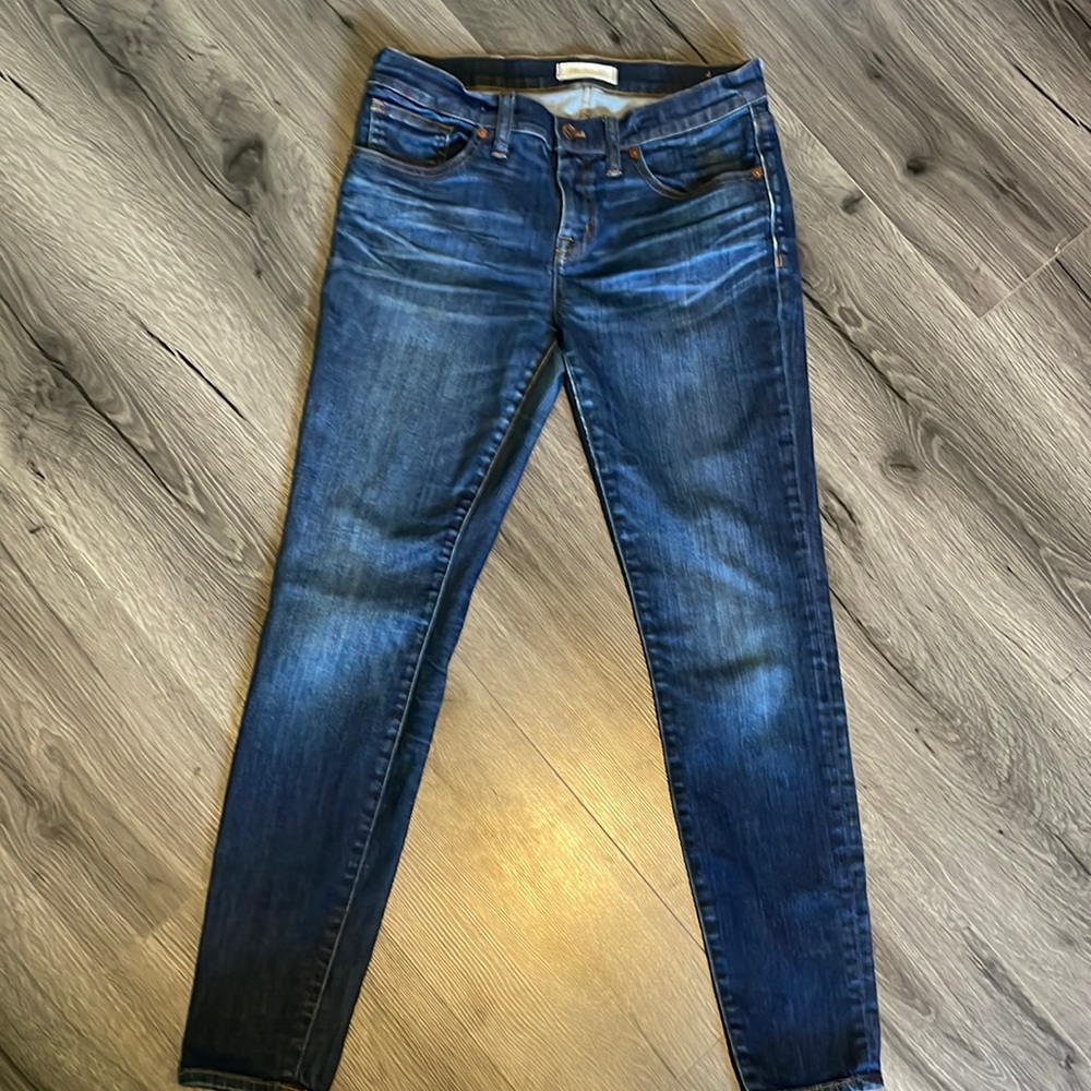 Madewell Skinny, blue denim jeans Minimalist Casual Everyday Classic Americana
